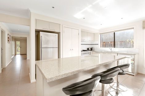 Property photo of 8 Hereford Close Berwick VIC 3806