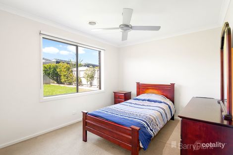 Property photo of 8 Hereford Close Berwick VIC 3806