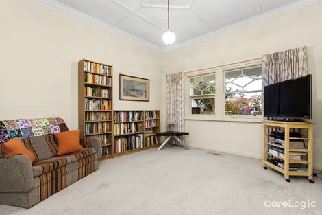 Property photo of 32 Hill Street Box Hill South VIC 3128