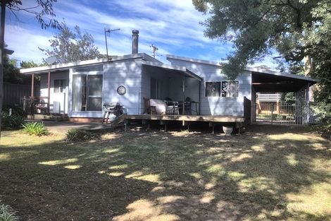 Property photo of 2 Mudges Avenue Narrawallee NSW 2539