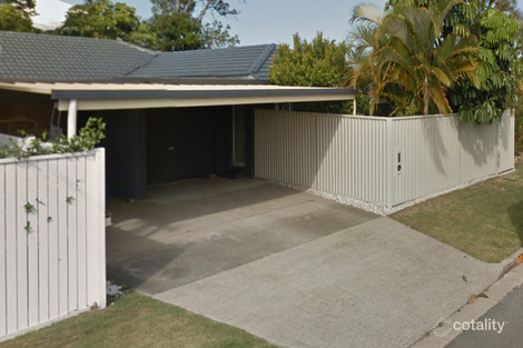 2/7 Craft Ct, Miami, QLD 4220