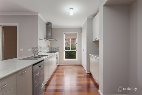Property photo of 17 Windorah Drive Point Cook VIC 3030