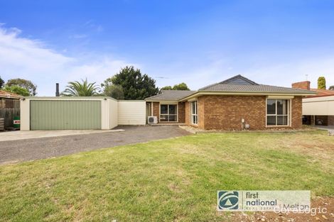 Property photo of 12 Campaspe Crescent Brookfield VIC 3338