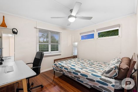 Property photo of 14 Casmaria Street Mansfield QLD 4122