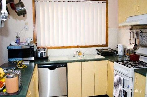 Property photo of 6 Lakeside Street Currans Hill NSW 2567