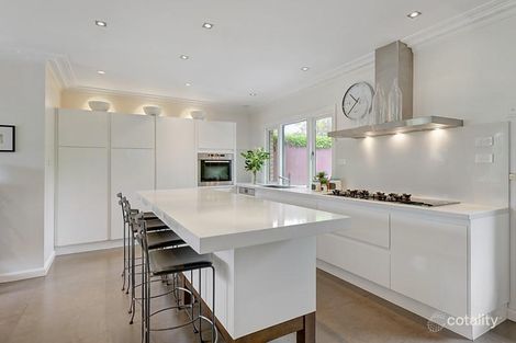 Property photo of 99 Ellesmere Parade Rosanna VIC 3084