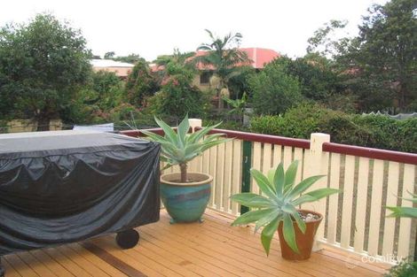 Property photo of 32 Smallman Street Bulimba QLD 4171