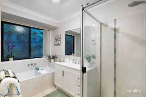 Property photo of 15 Lilley Terrace Chuwar QLD 4306