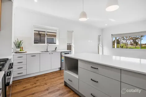 Property photo of 41 Marskell Circuit Mudgee NSW 2850