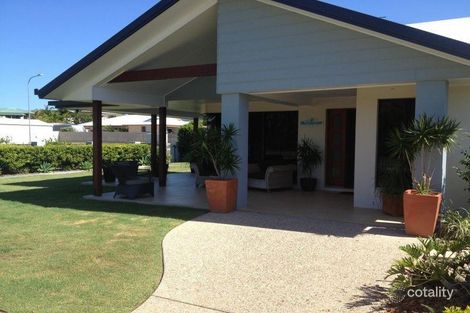 Property photo of 53 The Oaks Road Tannum Sands QLD 4680