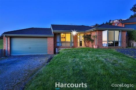 Property photo of 19 Justin Place Pakenham VIC 3810