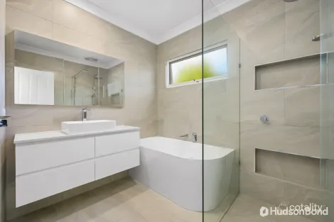 Property photo of 2/7 Sharon Street Doncaster VIC 3108