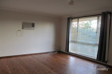 Property photo of 37 Grange Crescent Cambridge Gardens NSW 2747