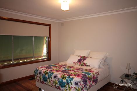 32 Lockton Ave, Reservoir, VIC 3073