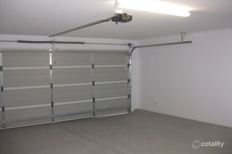 Property photo of 52 Sovereign Drive Deebing Heights QLD 4306
