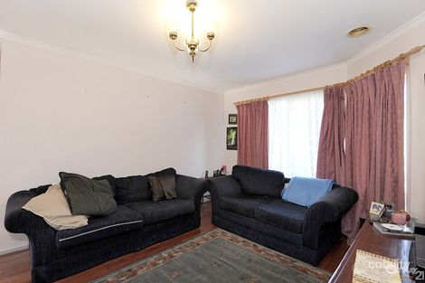 Property photo of 38 Frances Crescent Cranbourne North VIC 3977