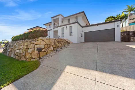 62 Sky Royal Tce, Burleigh Heads, QLD 4220