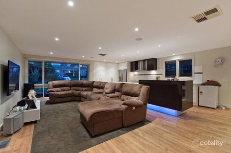 Property photo of 3 Ash Grove North Langwarrin VIC 3910