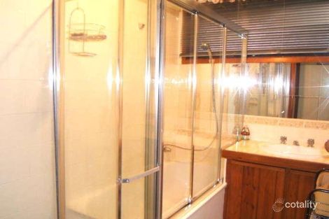 Property photo of 10 Mallee Court Kings Park VIC 3021