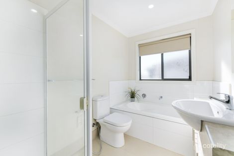 Property photo of 2/9 Myrtle Street Bayswater VIC 3153