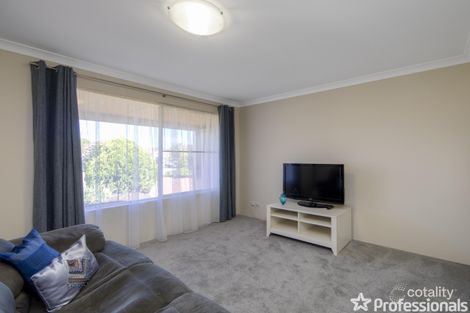 Property photo of 11 Tuscany Place Caversham WA 6055