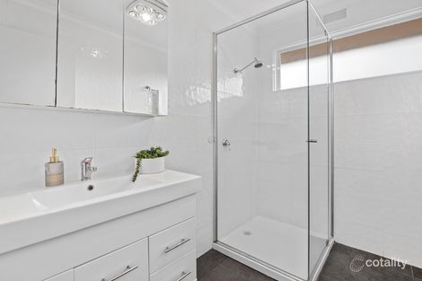 Property photo of 3/7 Beatty Parade Mornington VIC 3931