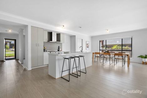 Property photo of 10 Gordon Boulevard Gisborne VIC 3437