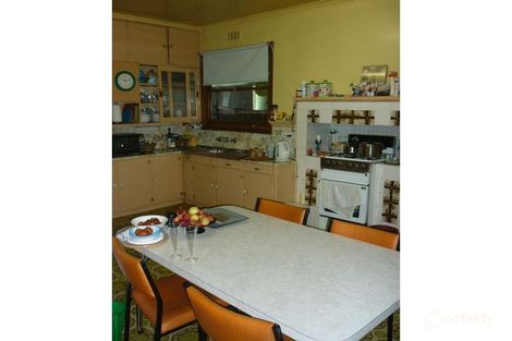 Property photo of 28 Bridport Street Daylesford VIC 3460
