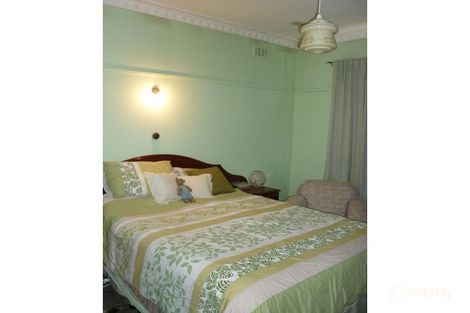 Property photo of 28 Bridport Street Daylesford VIC 3460