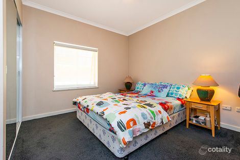 Property photo of 2/110 Mounts Bay Road Perth WA 6000