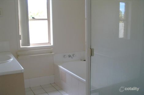 Property photo of 38 Sorbonne Close Sippy Downs QLD 4556