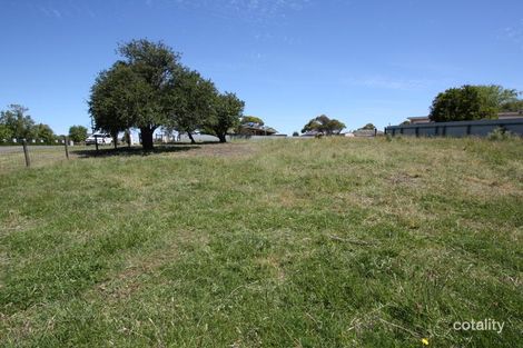 11 Bond St, Cobden, VIC 3266