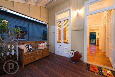 Property photo of 158A Macrossan Avenue Norman Park QLD 4170