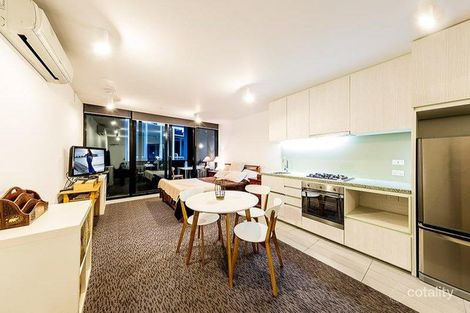 Property photo of 330/673-683 La Trobe Street Docklands VIC 3008