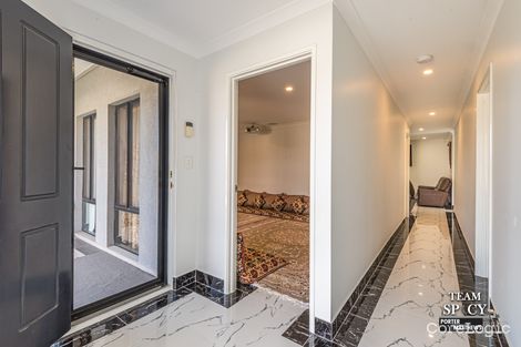 Property photo of 9 Phar Lap Road Wattle Grove WA 6107