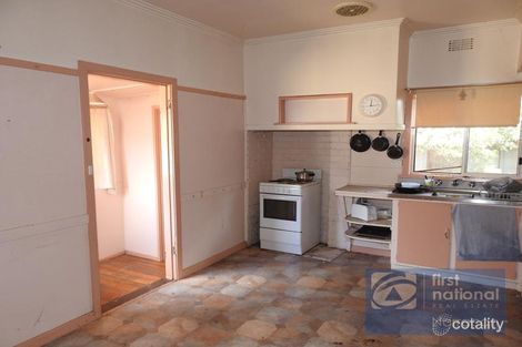 Property photo of 8 Dwyer Street Moe VIC 3825