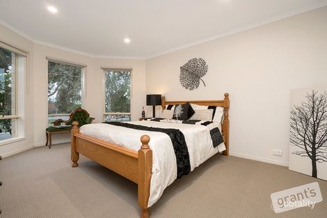 Property photo of 6 Dickson Mews Berwick VIC 3806