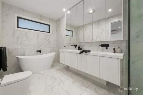 Property photo of 30A Outhwaite Road Heidelberg Heights VIC 3081