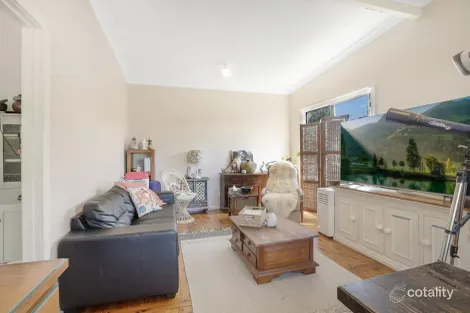 Property photo of 3 Koowong Road Gwandalan NSW 2259