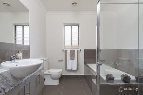 10/10 Maxwell St, Mornington, VIC 3931