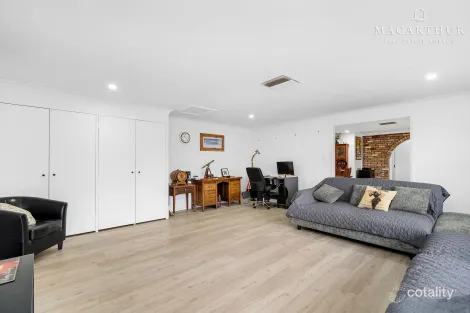 Property photo of 30 Loughnan Street Coolamon NSW 2701