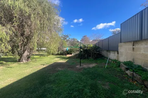 Property photo of 5 Barnes Avenue Australind WA 6233