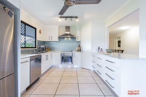 Property photo of 44 Wirrah Close Bayview Heights QLD 4868