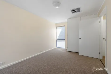 Property photo of 10 Goolagar Crescent Springdale Heights NSW 2641