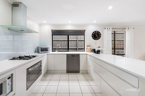 Property photo of 1 Riveroak Drive Mardi NSW 2259