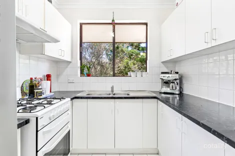 Property photo of 8/18 Regent Street Dee Why NSW 2099