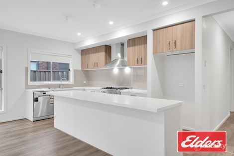 Property photo of 6 Becontree Grove Werribee VIC 3030