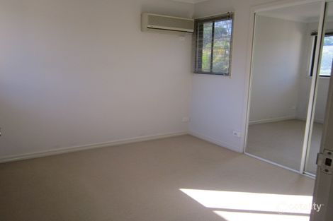 Property photo of 1/8 Sundridge Street Taringa QLD 4068