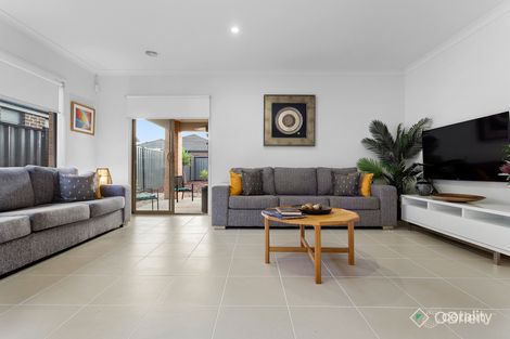 Property photo of 11 Featherpark Way Craigieburn VIC 3064