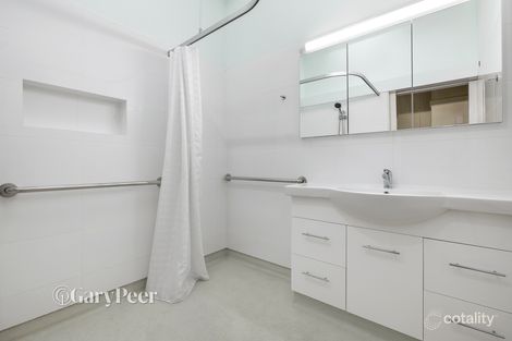 Property photo of 27 Albert Road Carnegie VIC 3163